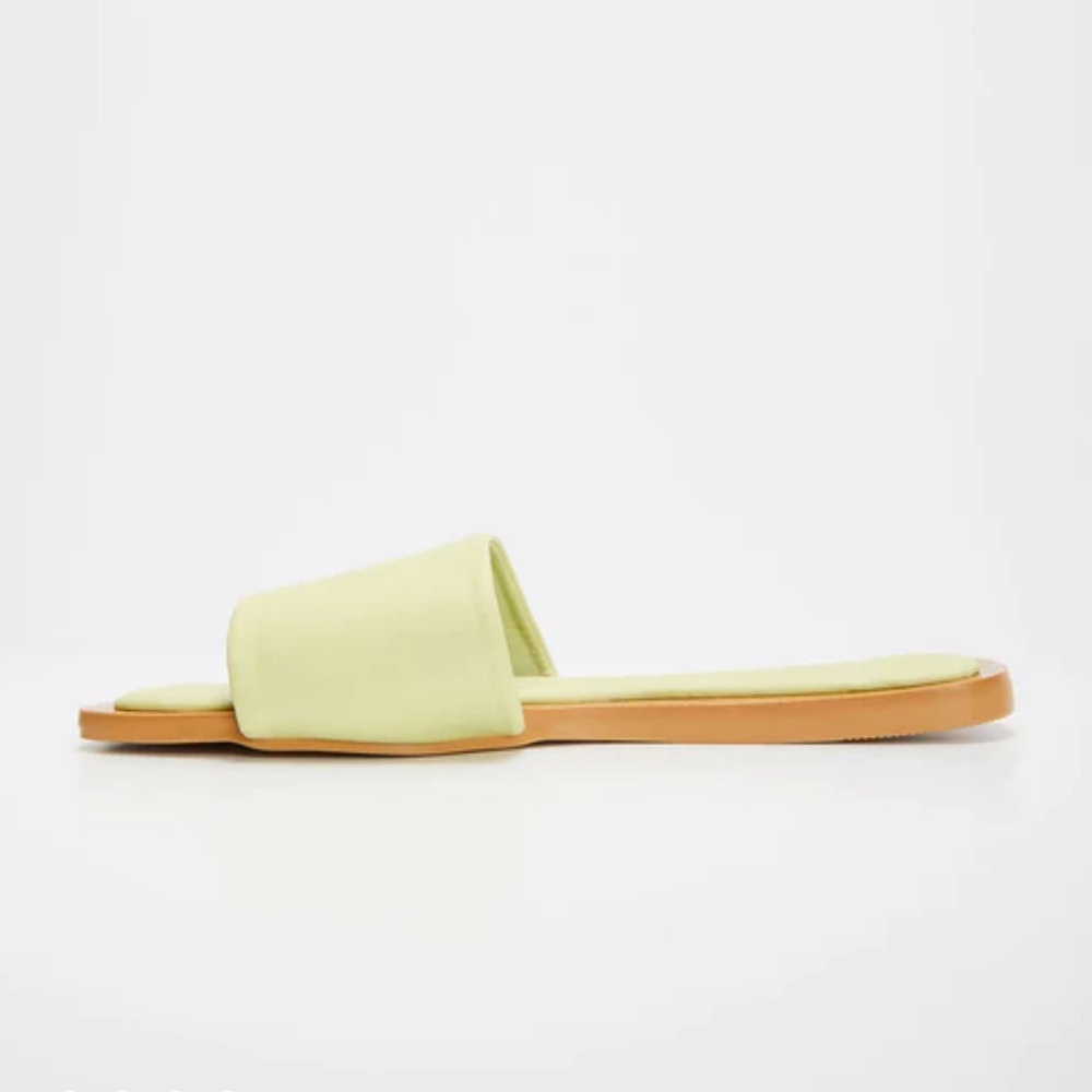 Vici collection Myles Slide Sandals new in box - Picture 3 of 6